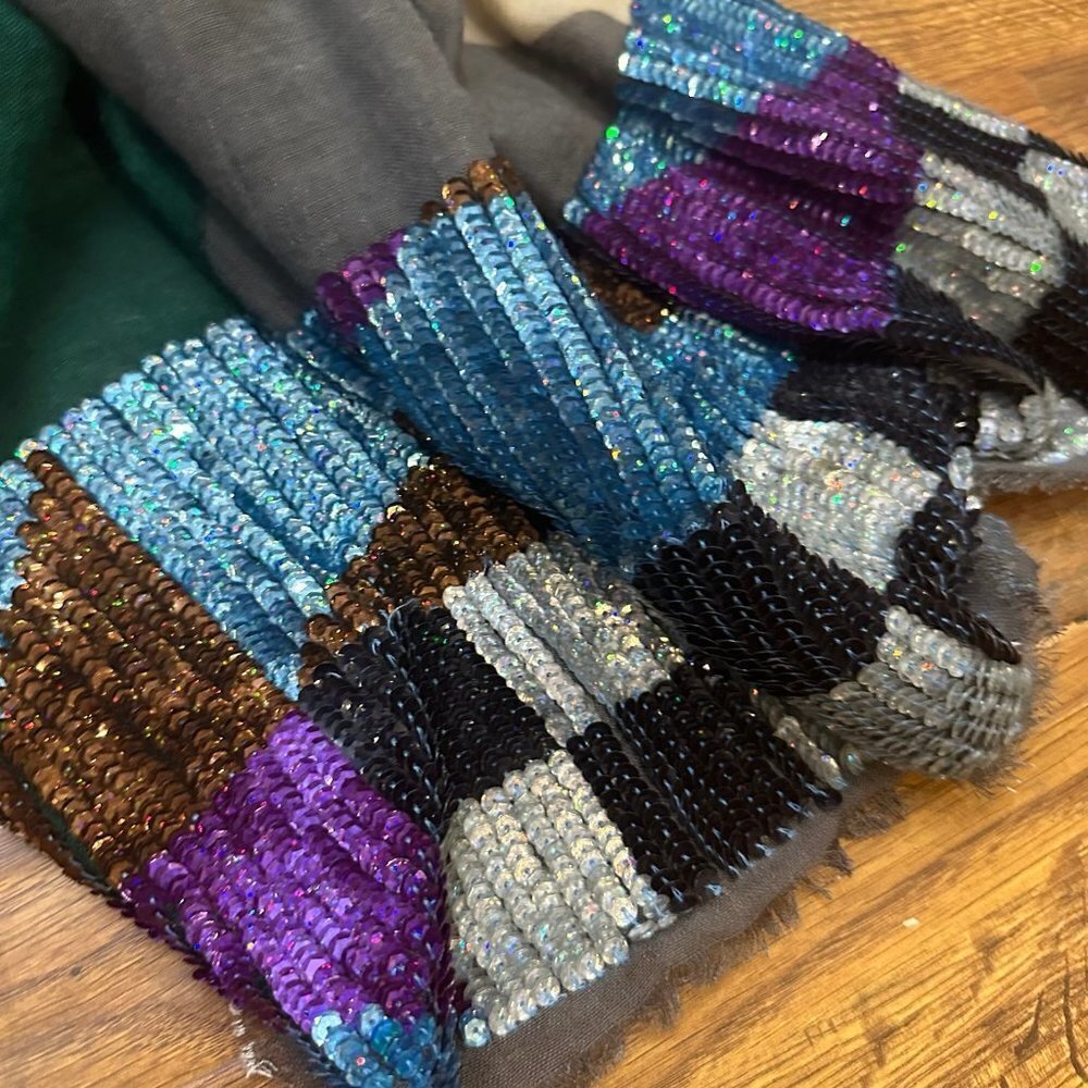 Essentiel Antwerp lightweight blanket scarf with sequin trim - Picture 3 of 6